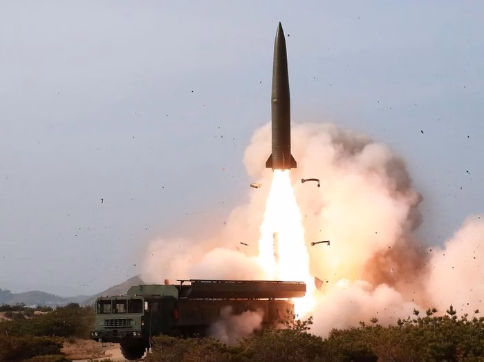 Iskander-M sử dụng quỹ đạo bay không theo quy luật để xuyên thủng các lưới phòng không dày đặc.