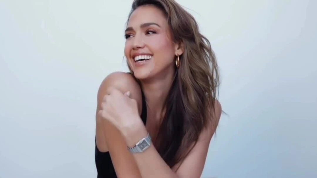 Jessica Alba tuổi 44 vẫn không khác gì tuổi đôi mươi. Video: Instagram jessicaalba
