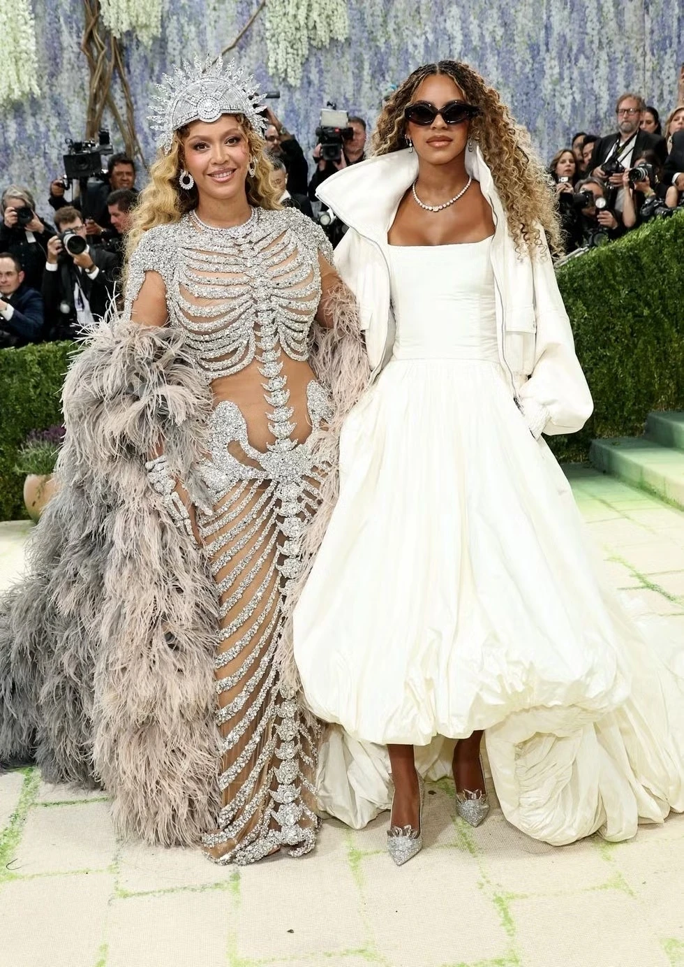 Sự hiện diện của Blue Ivy gây tranh cãi về đặc quyền tại Met Gala