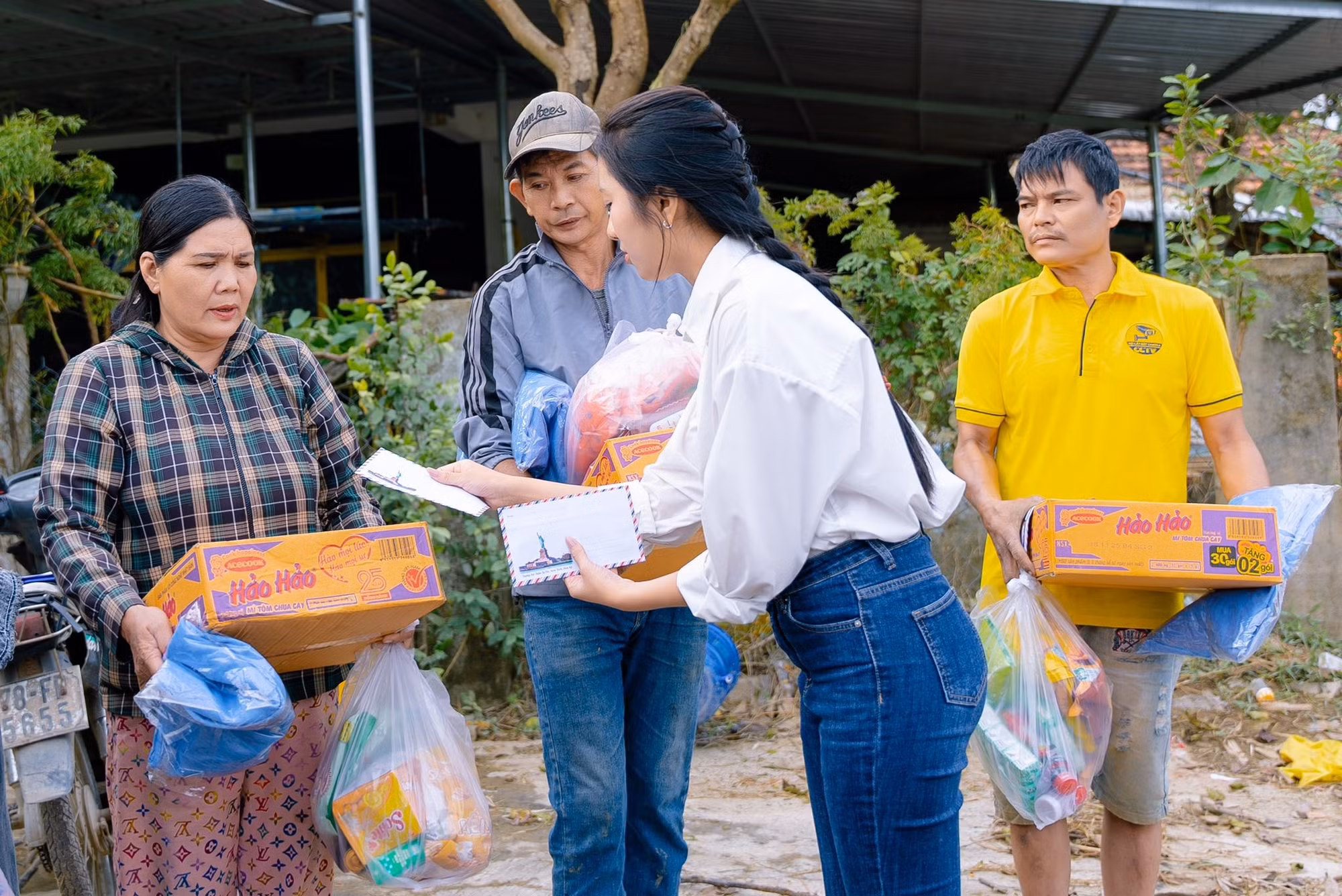 Vẻ đẹp tâm hồn và trí tuệ của phụ nữ Việt